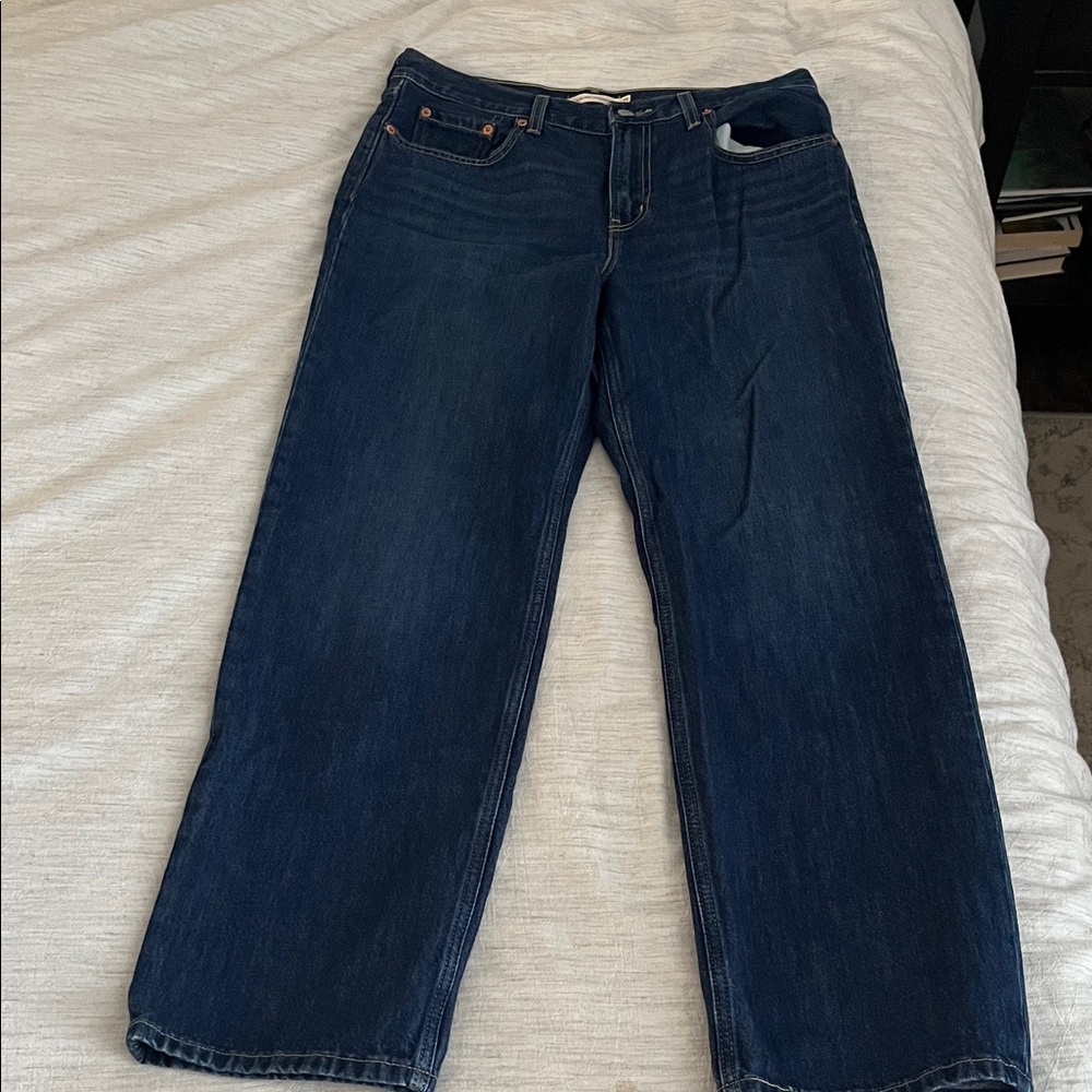 Women’s Levi Low Pro Straight Blue Jeans size 29